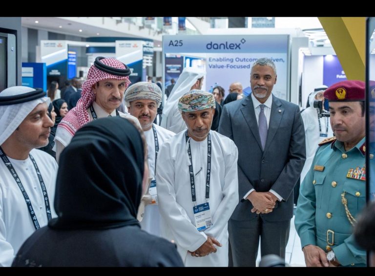 جمارك قطر تشارك في مؤتمر ومعرض التكنولوجيا لمنظمة الجمارك العالمية