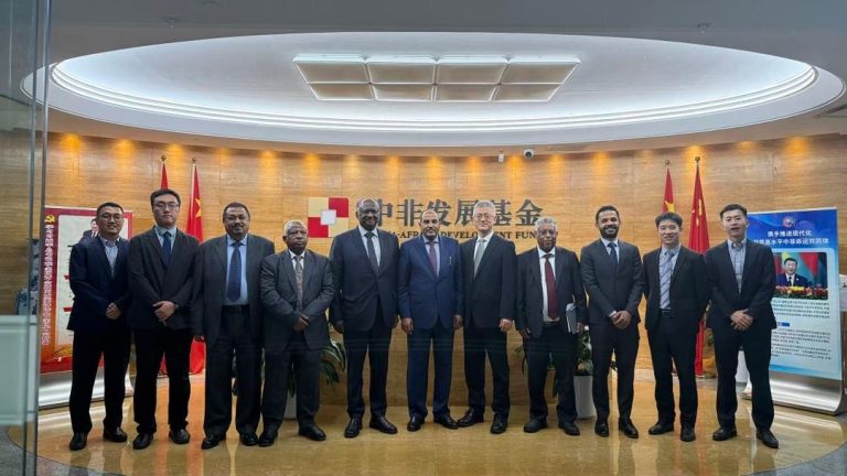 محادثات سودانية – صينية لتعزيز الاستثمار الزراعي والأمن الغذائي بين البنك الزراعي وصندوق التنمية الإفريقي