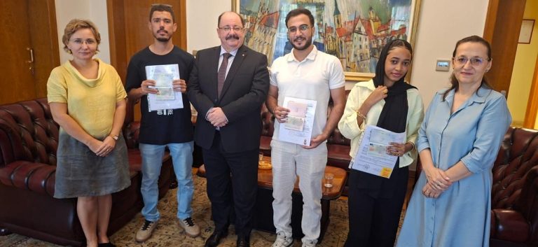 *مبعوثان سودانيان يلتحقان بالجامعات السلوفاكية ضمن المنح السنوية*